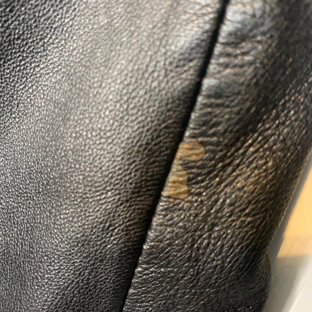 Vintage Wilson Black Leather Jacket Women's size M - Picture 3 of 6